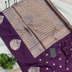 Gajalakshmi Silk Saree :Wine